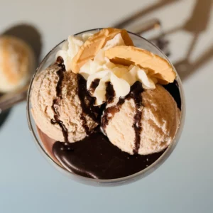Eiscreme Kerze aus Sojawachs Handgemacht