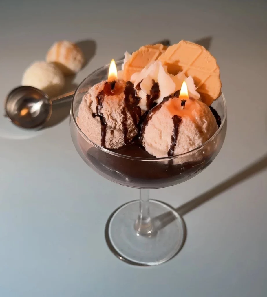 Realistische Glace Kerze in Dessert Optik handgemacht in der Schweiz